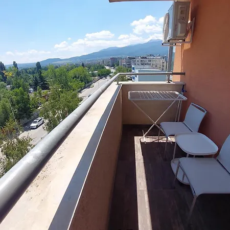 Maxim White Student 1bdr Apartament Sofia