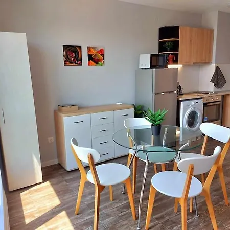 Apartamento Maxim White Student 1bdr Sofía